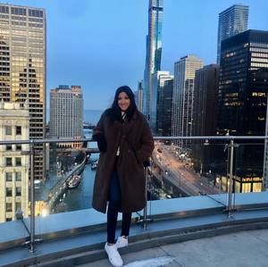 Meet your Posher, Yesenia